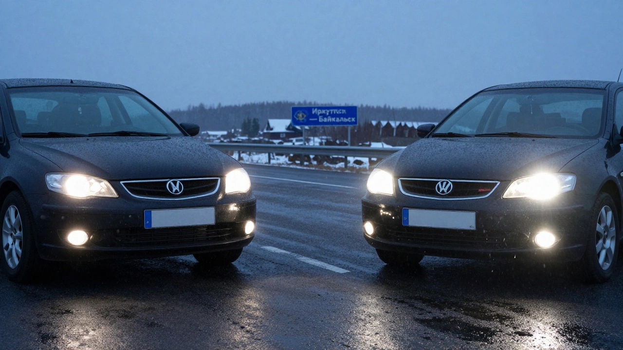 Сравнение двух фар: одна с галогенками даёт правильный свет, вторая с LED — ослепляет встречные машины на снежной дороге.